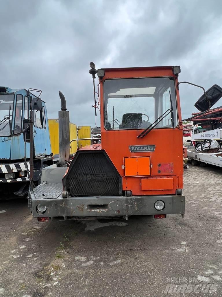 Bollnäs BT25T Tractores terminais