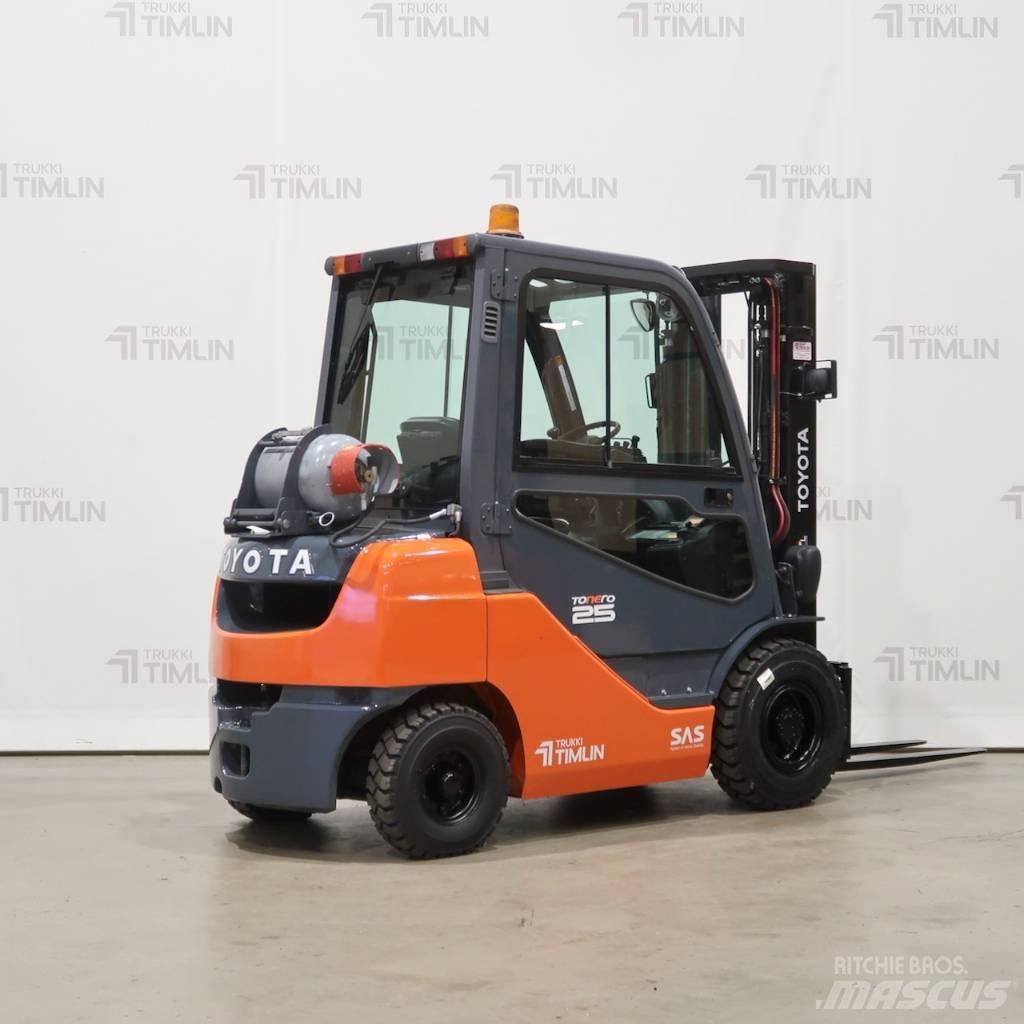 Toyota 02-8FGF25 Empilhadores a gás