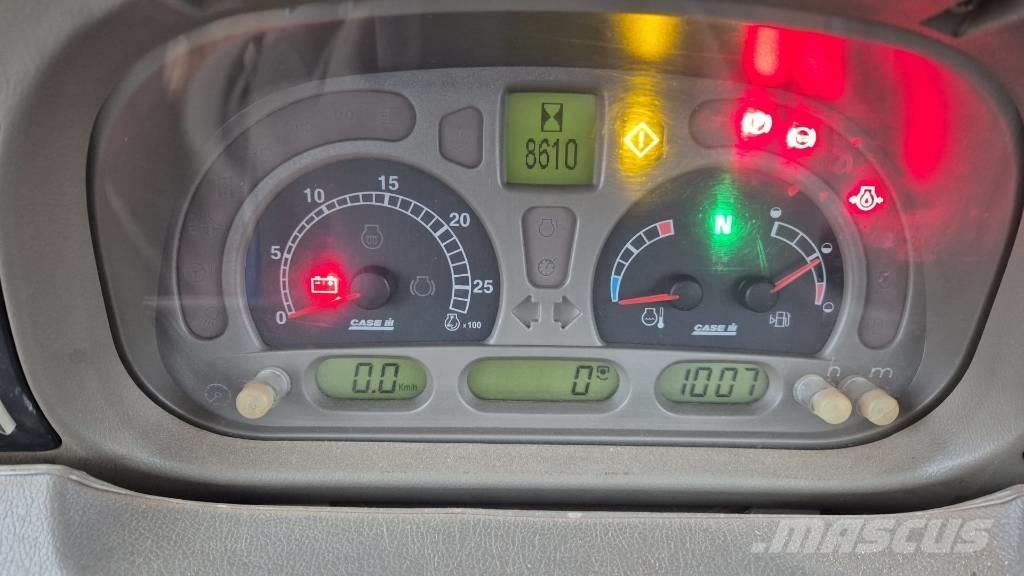 Case IH MXU 135 Tratores Agrícolas usados