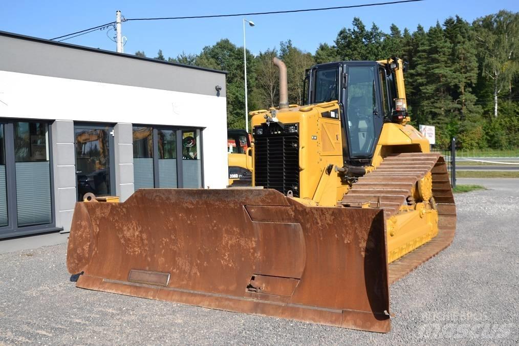 CAT D 6 N LGP Dozers - Tratores rastos