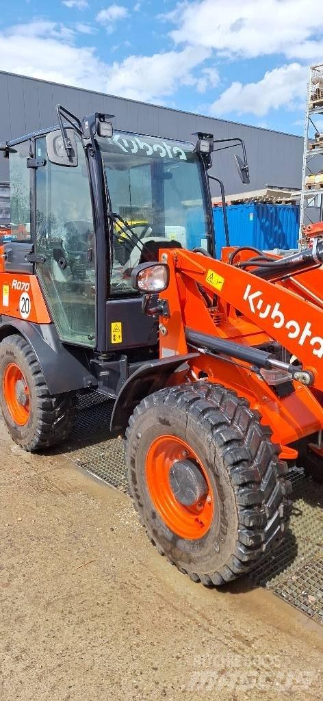 Kubota R 070 Carregadeiras de rodas