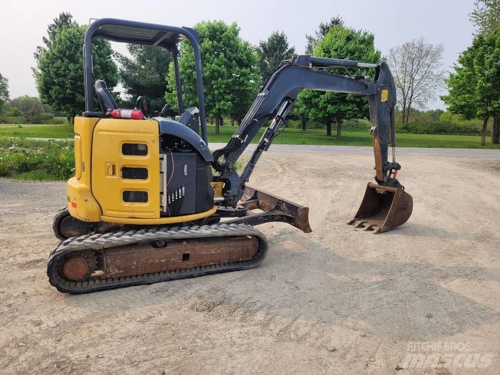 DEERE 35G Miniescavadeiras
