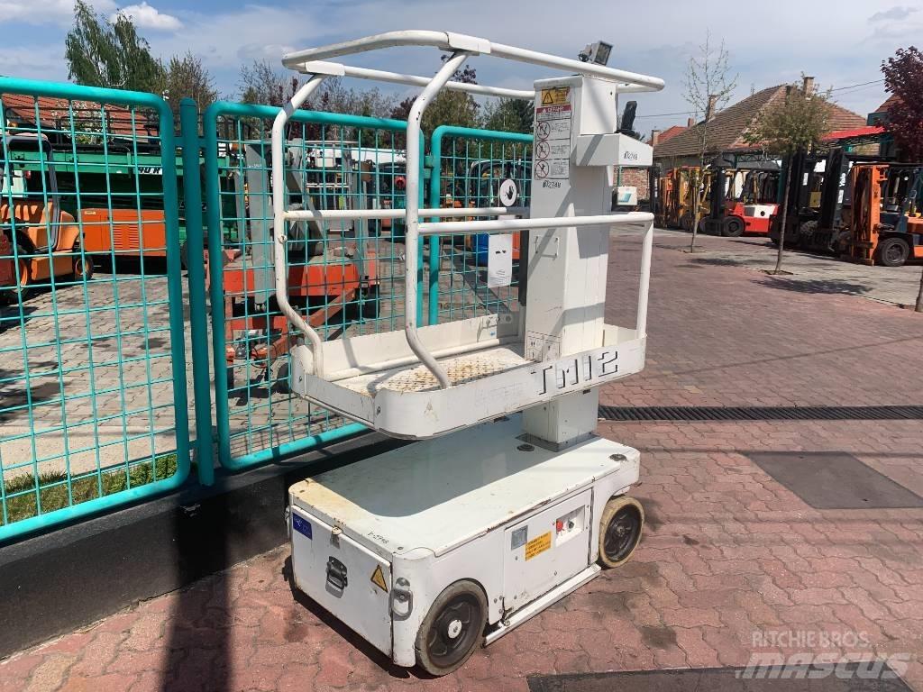 UpRight TM 12   V-2748 Plataformas de Mastro Vertical