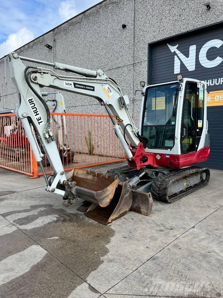 Takeuchi TB 235 Miniescavadeiras