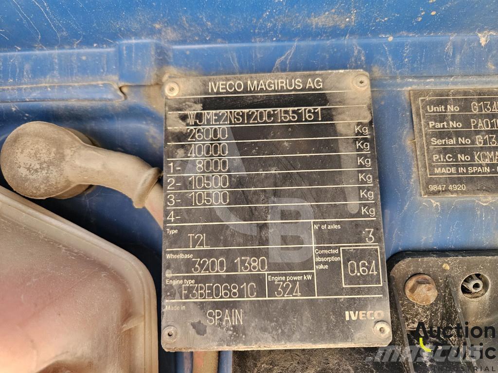 Iveco 260E44 Camiões basculantes