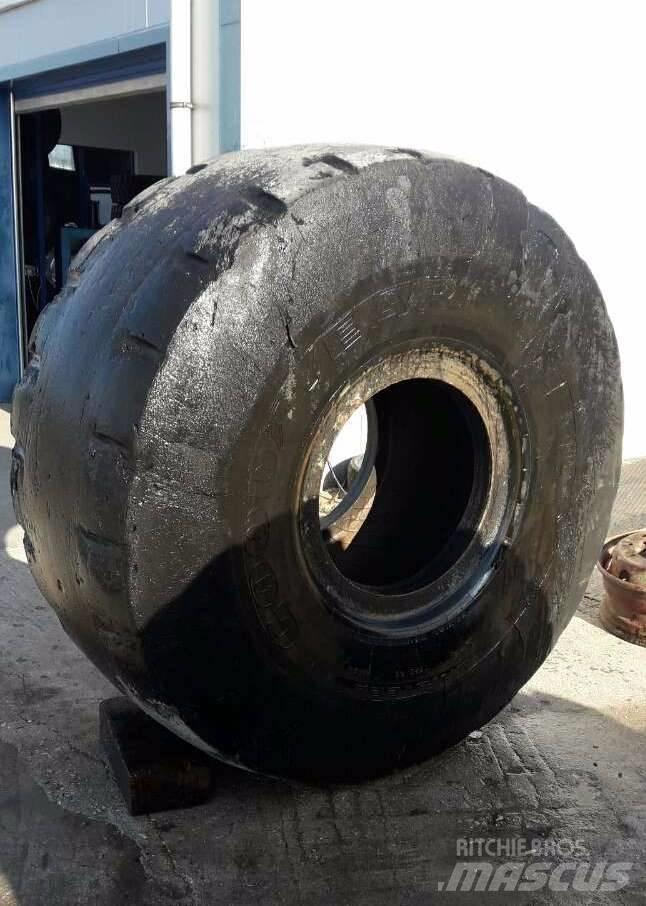 Goodyear 29,5R25 Pneus, Rodas e Jantes