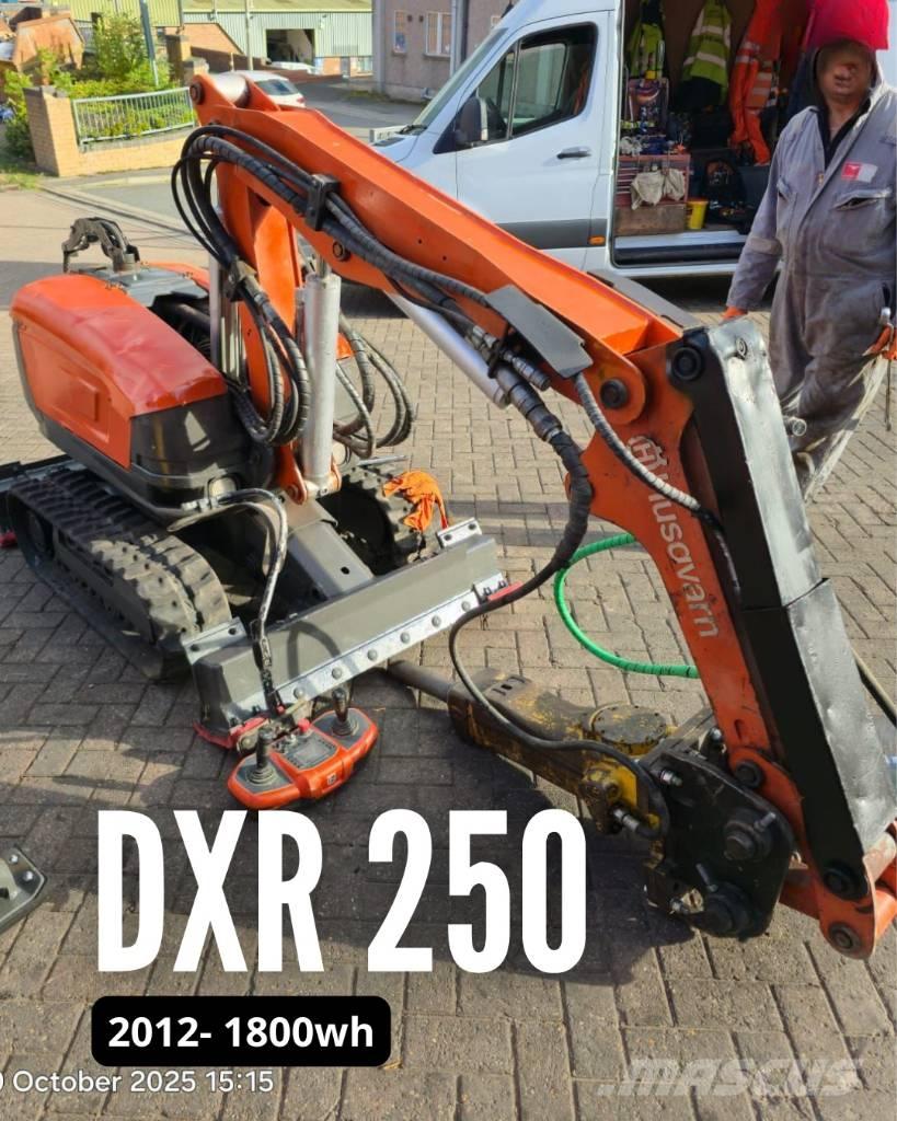 Husqvarna DXR 250 Escavadoras de demolição