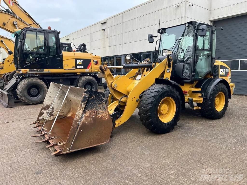 CAT 908M Carregadeiras de rodas