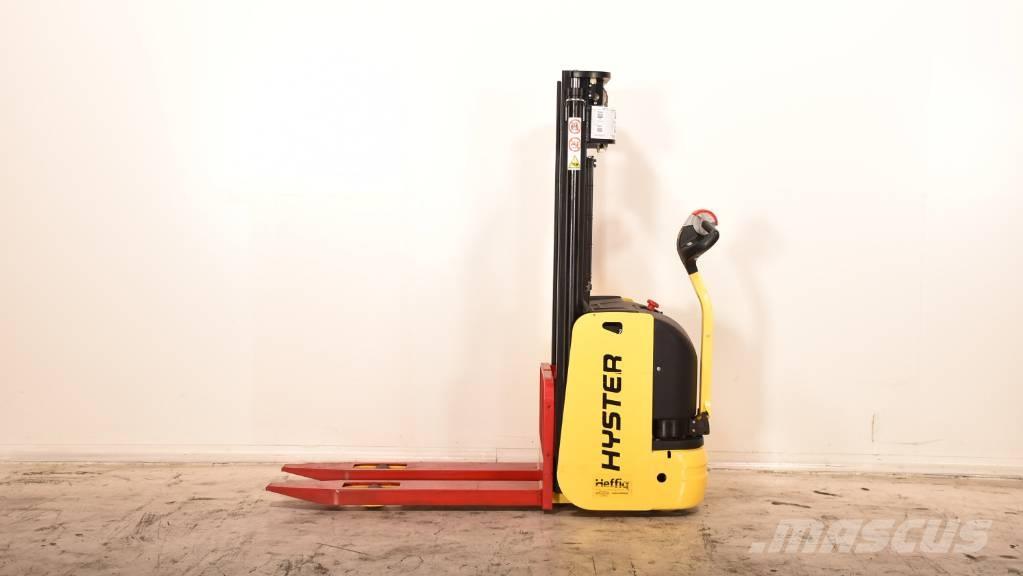 Hyster S1.0-24 Empilhador para operador externo