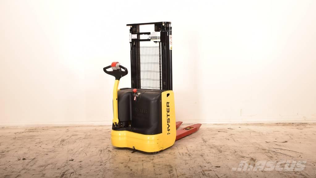 Hyster S1.0-24 Empilhador para operador externo