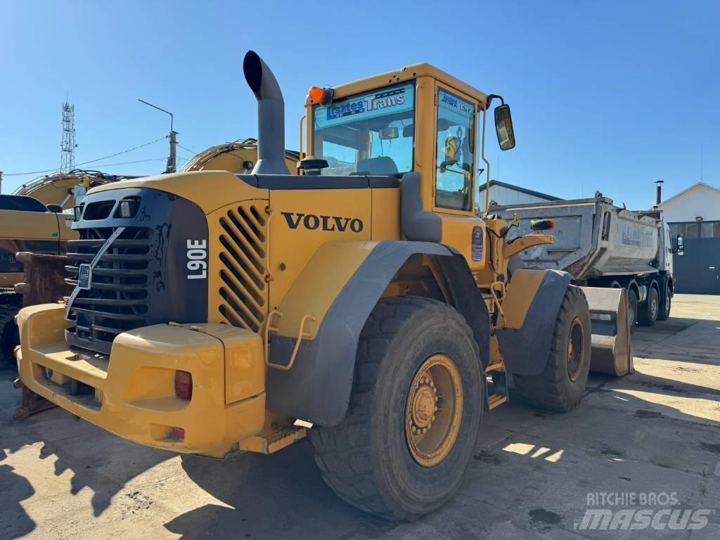 Volvo L 90 E Carregadeiras de rodas
