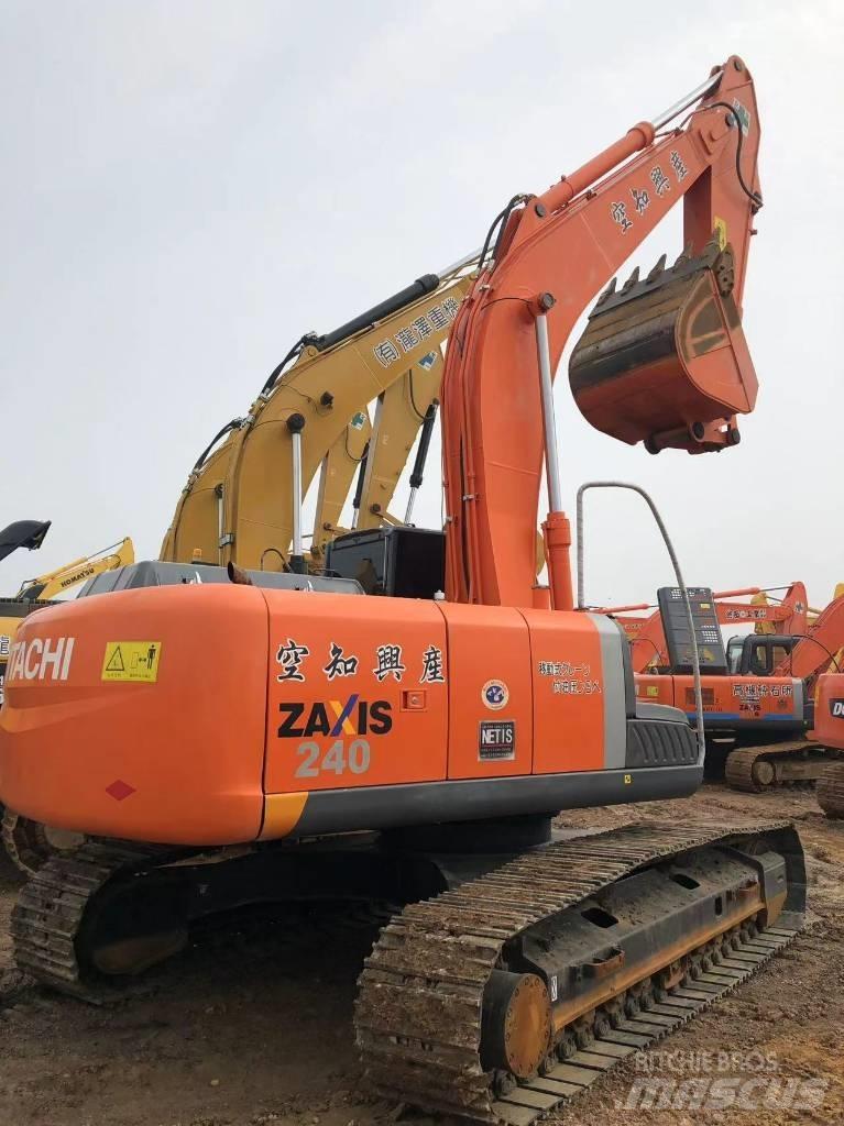 Hitachi 240 Escavadeiras de esteiras