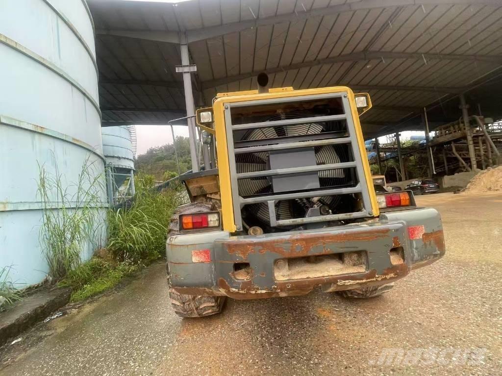 Komatsu WA 380Z-6 Carregadeiras de rodas