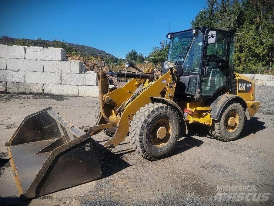 CAT 907 M Carregadeiras de rodas