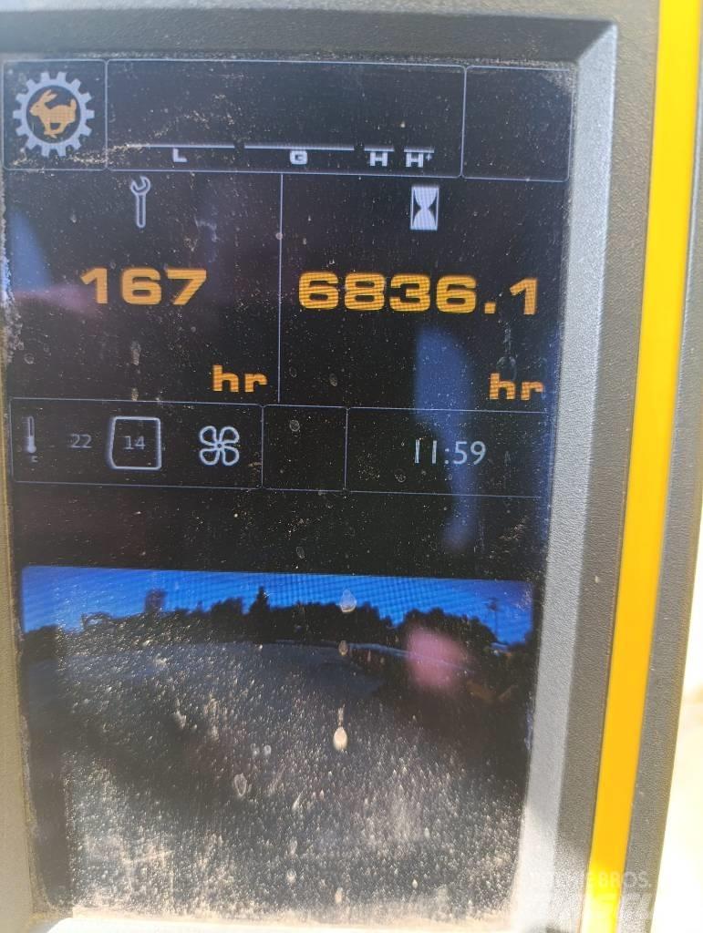 JCB JS 220 LC Escavadeiras de esteiras