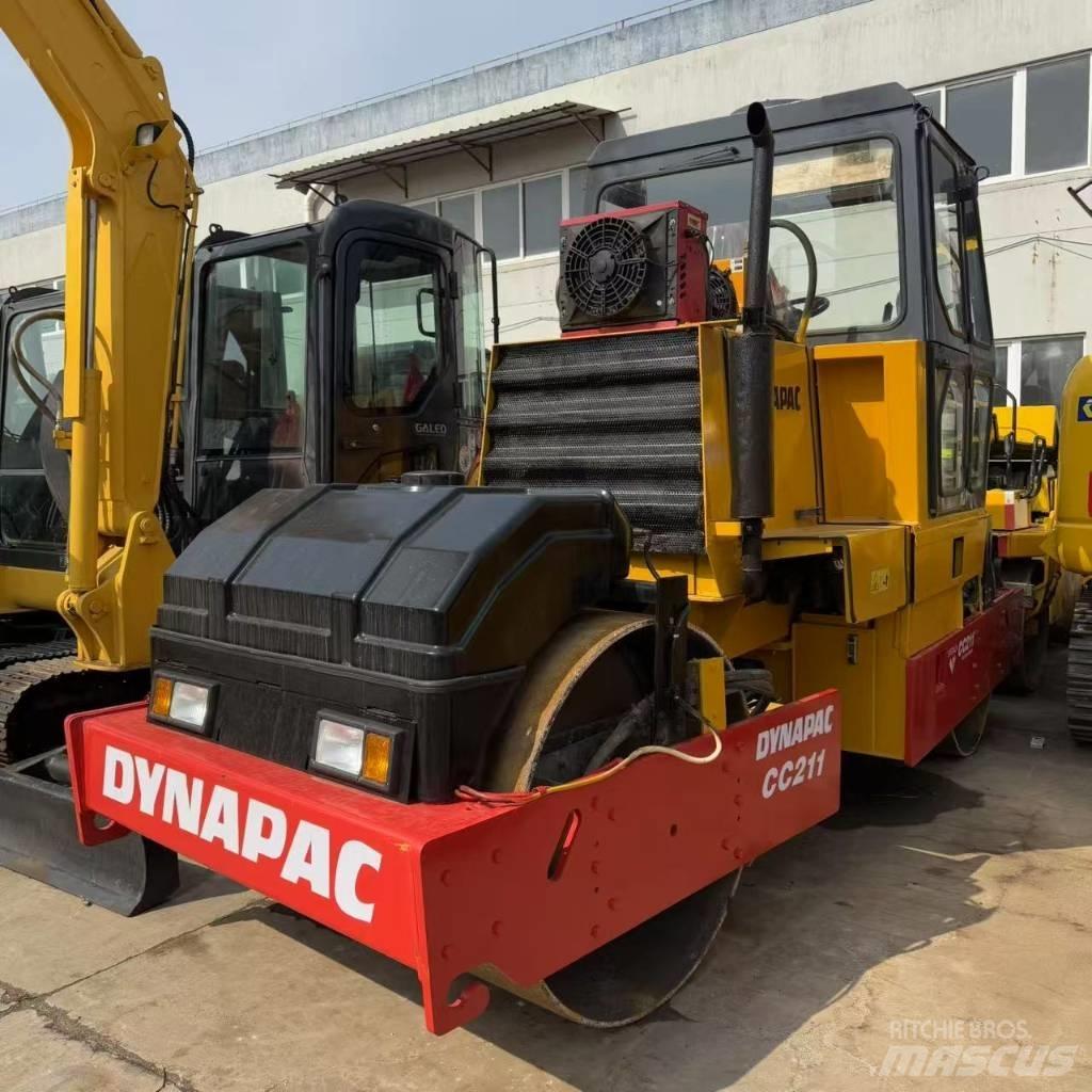 Dynapac CC 211 Cilindros Compactadores tandem