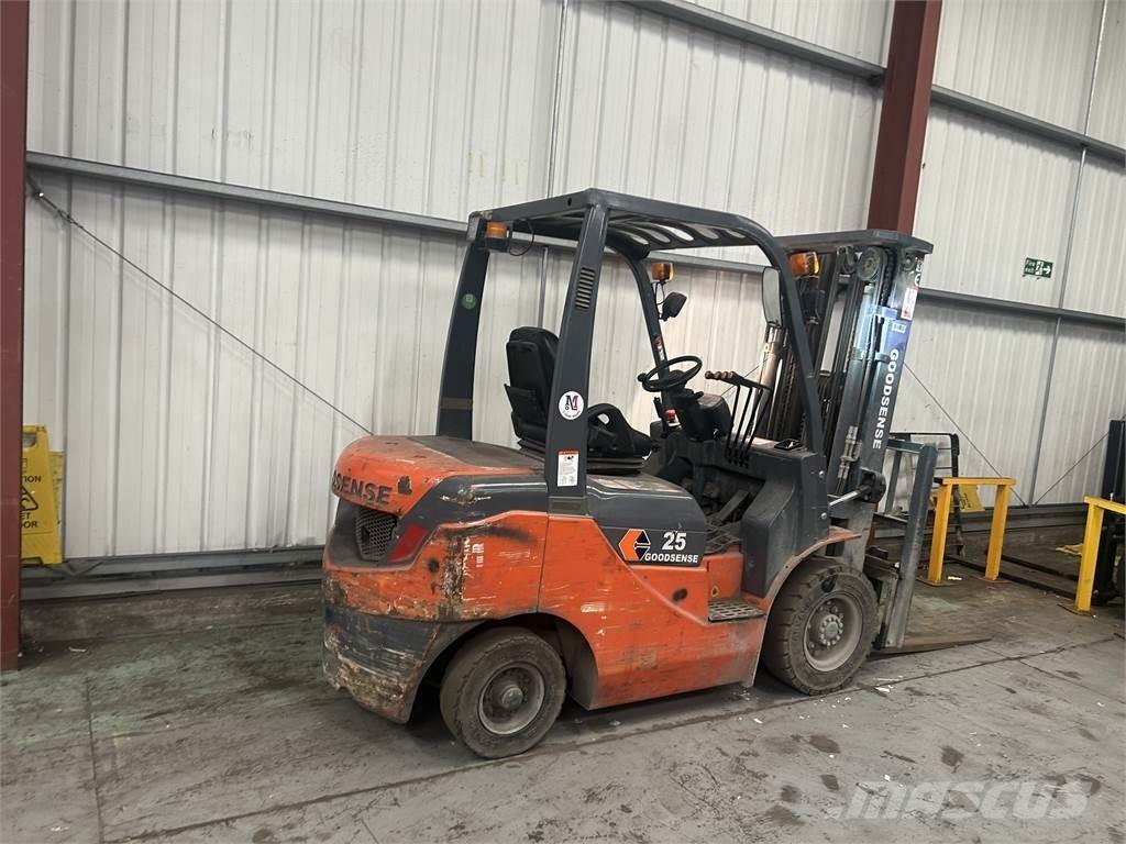  FD25 Empilhadores Diesel