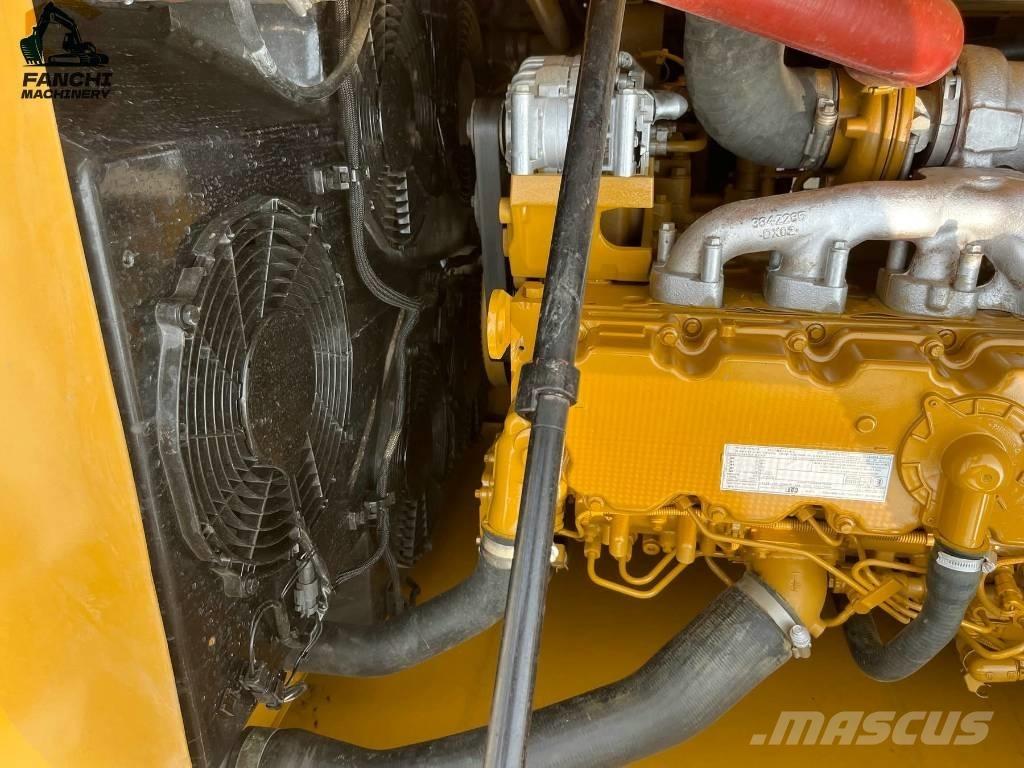 CAT 323 Escavadeiras de esteiras