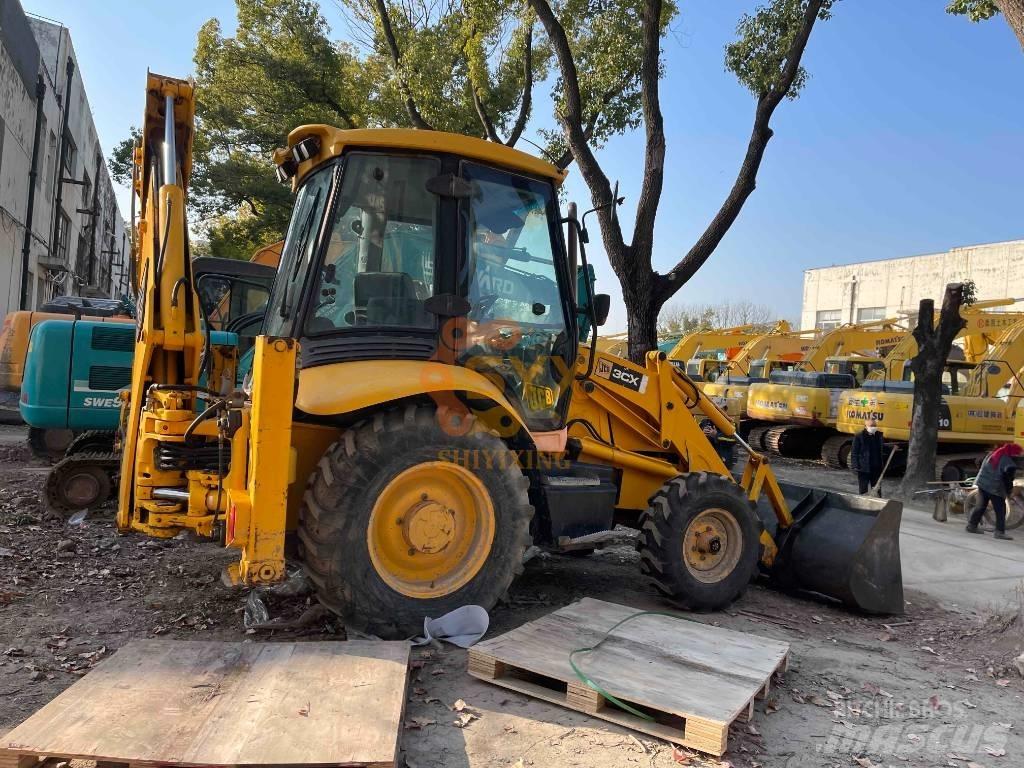 JCB 3 CX Retroescavadeiras