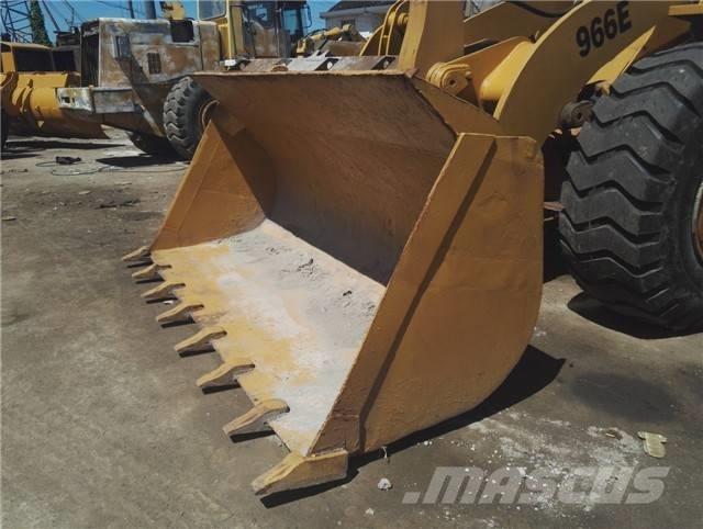 CAT 966 E Carregadeiras de rodas