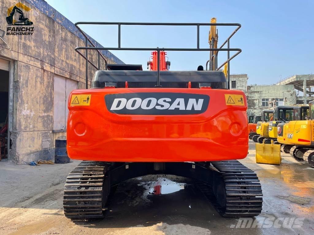 Doosan DX 300 LCA Escavadeiras de esteiras