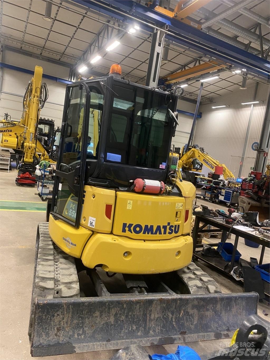 Komatsu PC55MR-5 Miniescavadeiras
