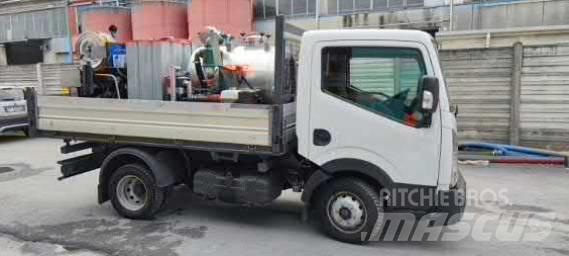 Nissan CABSTAR 35.12 Caminhões de caixa fechada