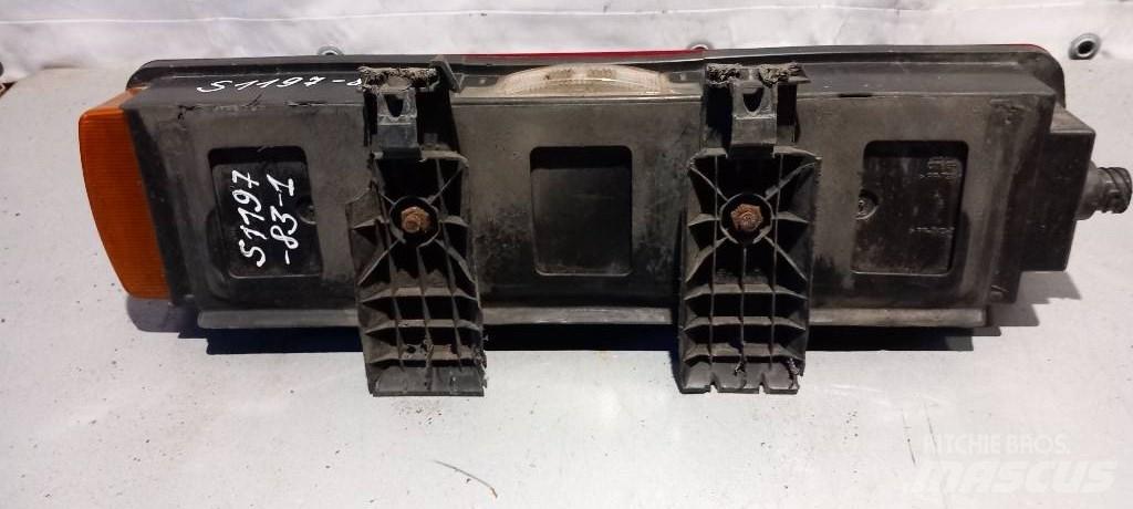 Scania R440  1504609 Chassis e suspensões