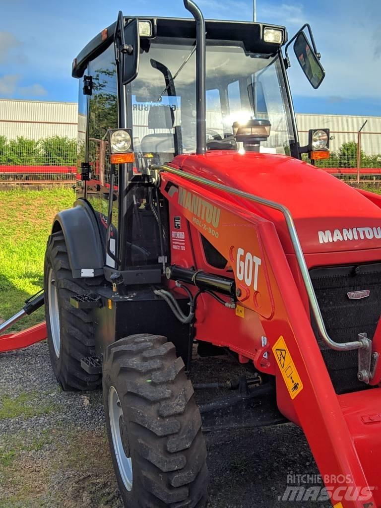 Manitou MBL-X 900 Retroescavadeiras