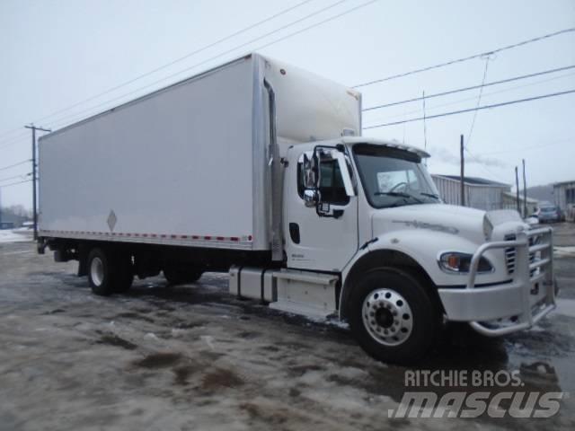 Freightliner M2 106 Caminhões de caixa fechada