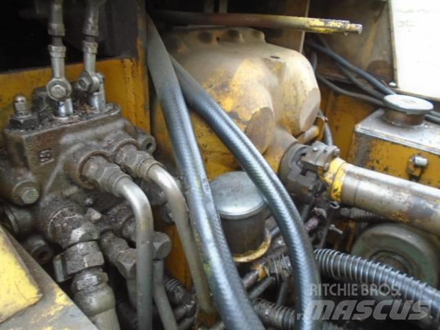 Clark 664B Rechegadores