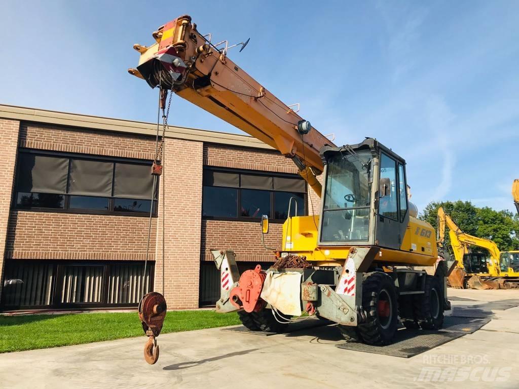 Sennebogen S 613 M Escavadoras de rodas