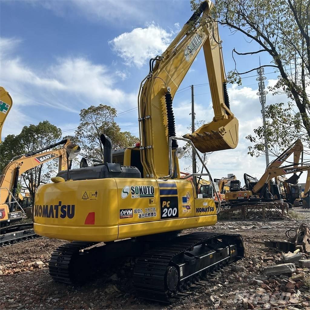 Komatsu PC200-8MO Escavadeiras de esteiras