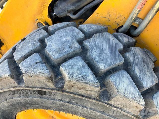 JCB 1CX EC Retroescavadeiras