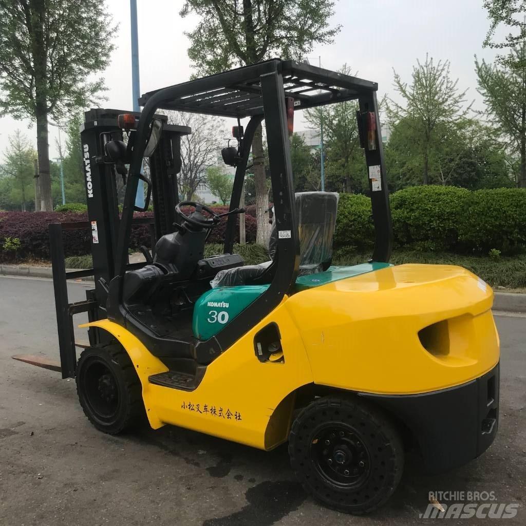Komatsu 30 Empilhadores Diesel