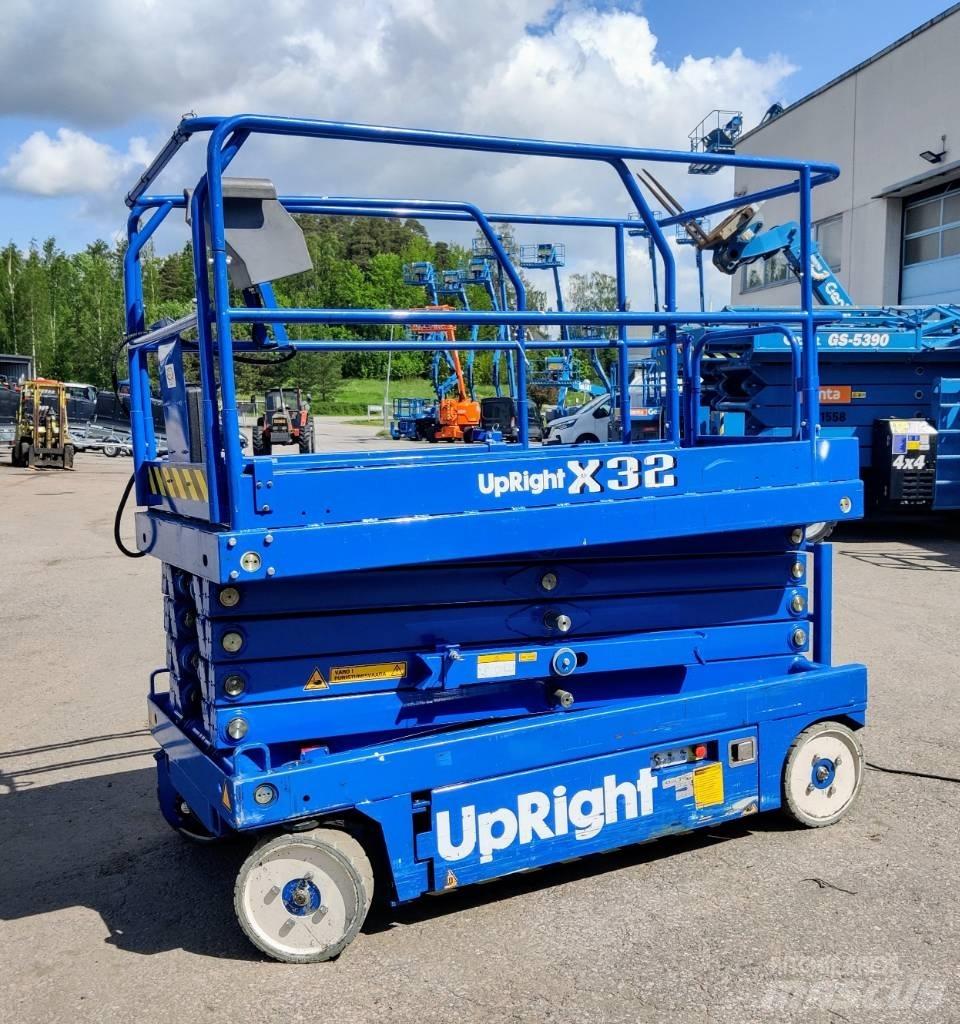 UpRight X32N Elevadores de tesoura