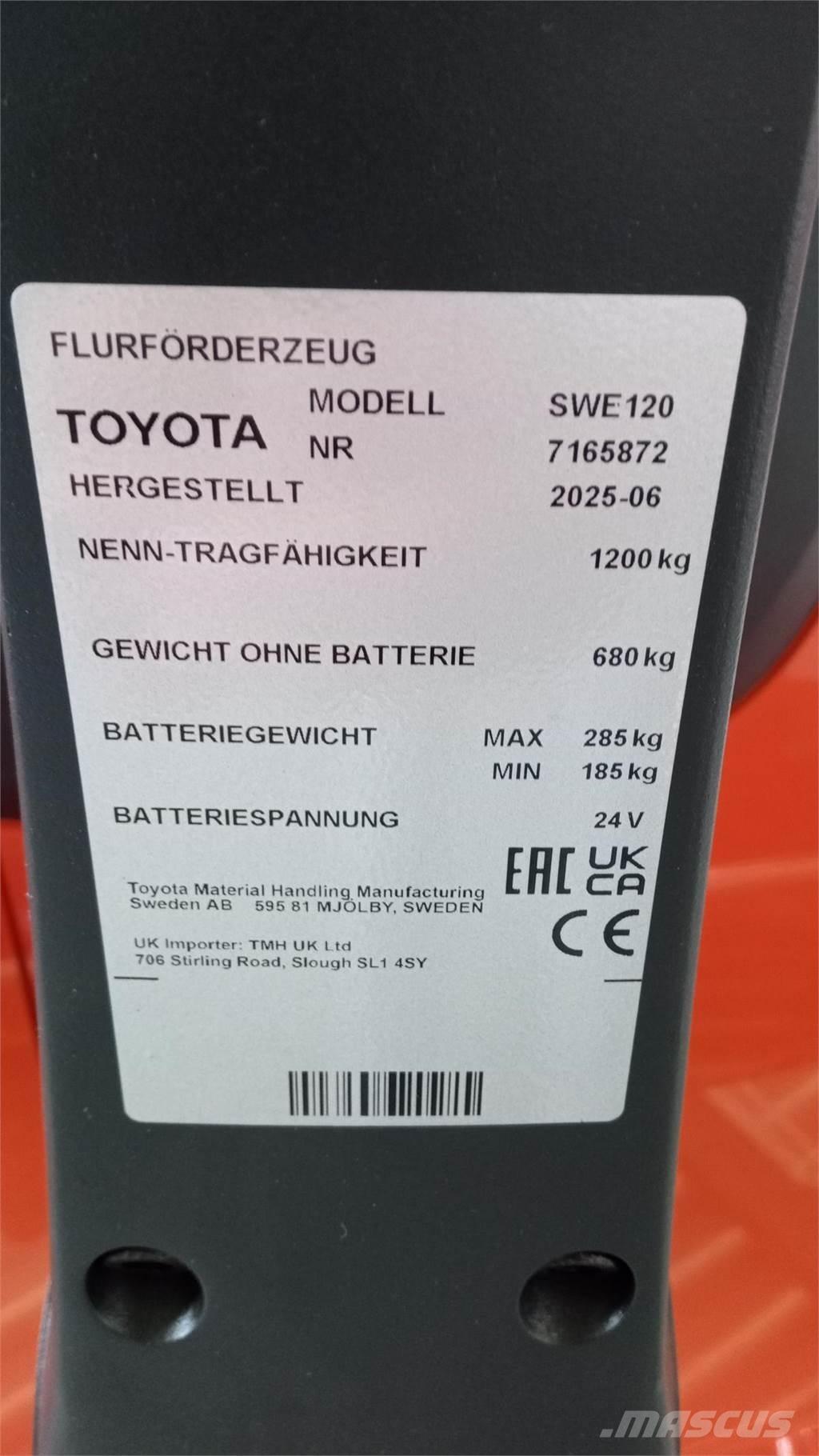 Toyota SWE120 Empilhador para operador externo