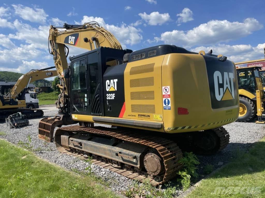 CAT 323F L Escavadeiras de esteiras