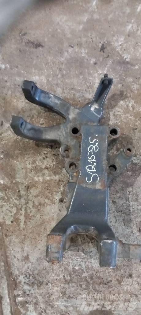 Scania R440  1386529 Chassis e suspensões