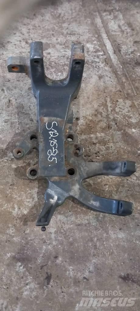 Scania R440  1386529 Chassis e suspensões