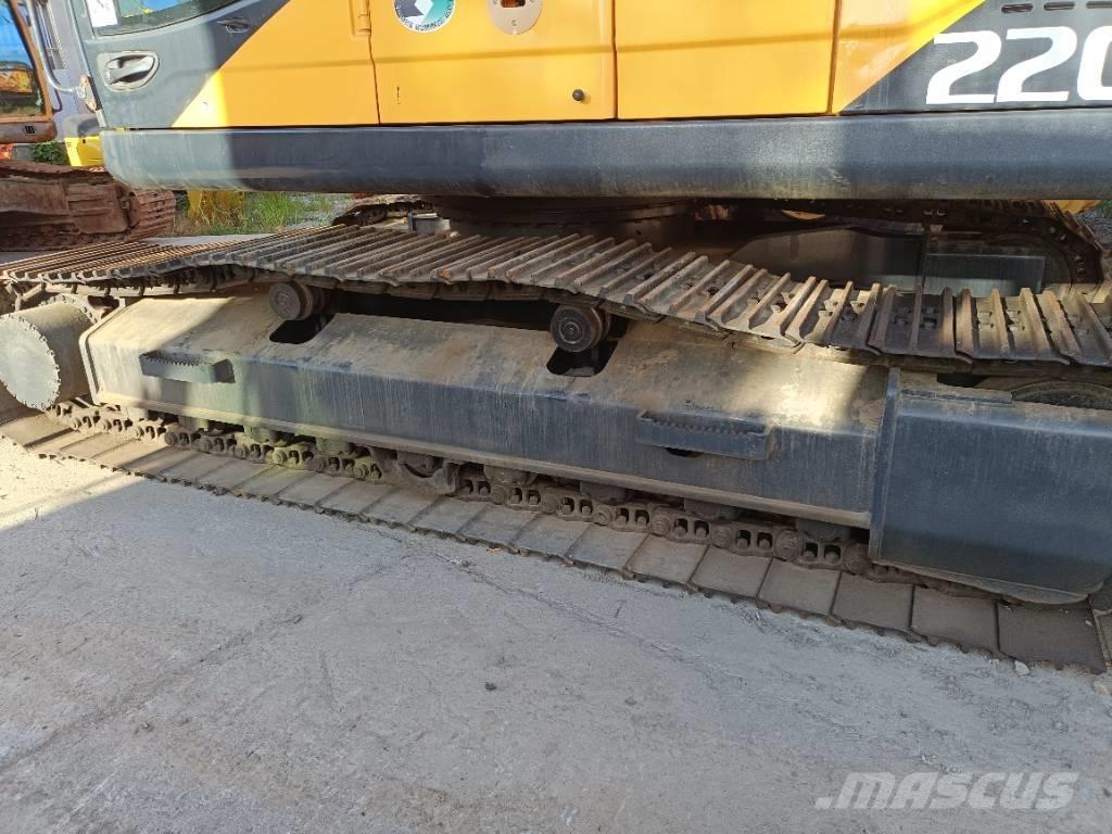 Hyundai R220LC-9S Escavadeiras de esteiras