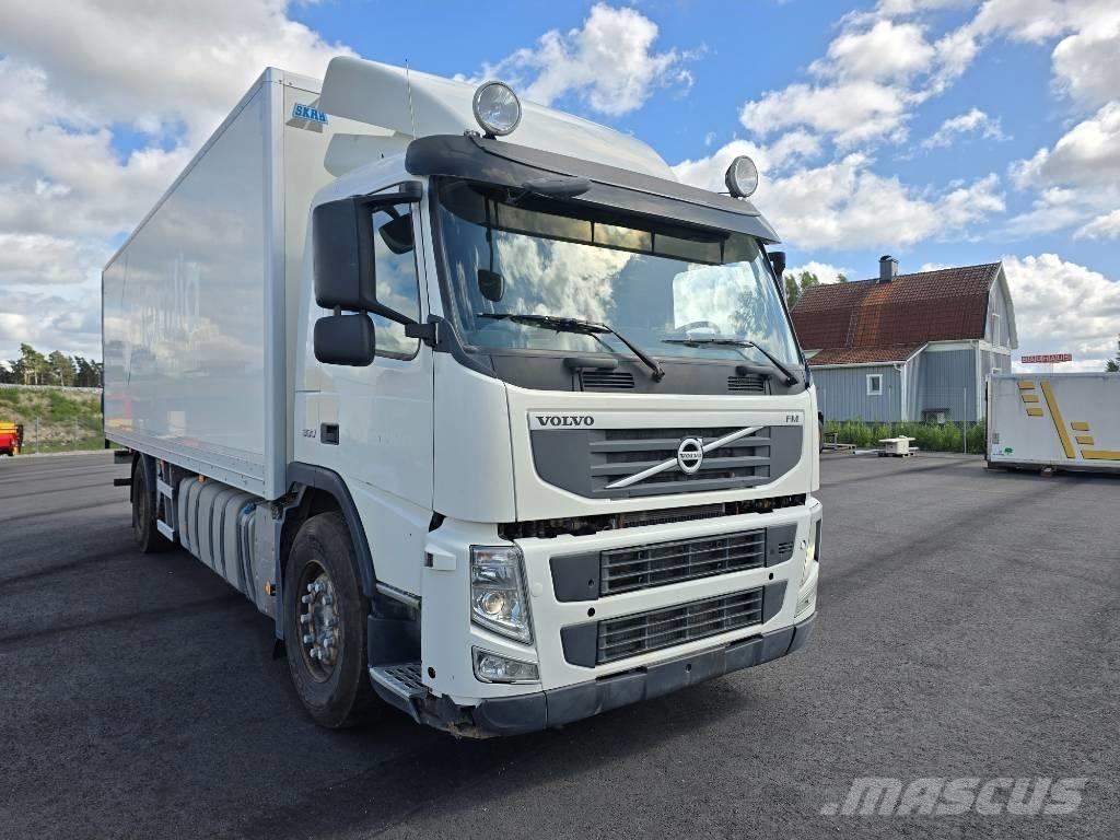 Volvo FM 380 Caminhões de caixa fechada