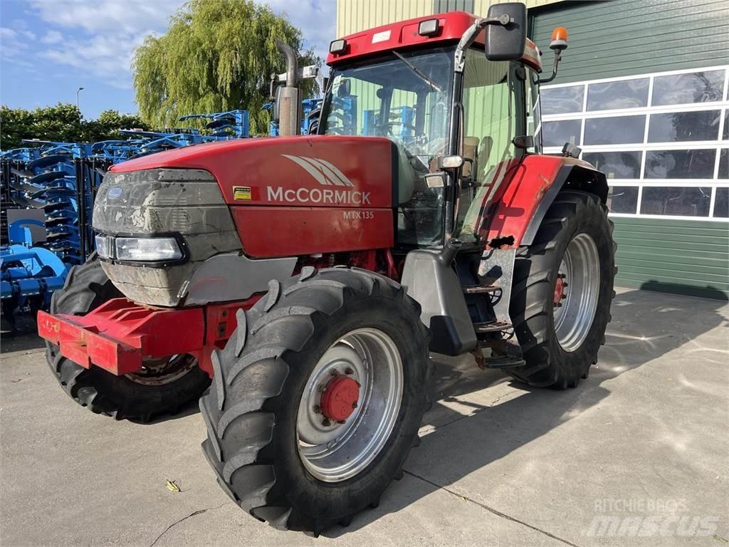 McCormick MTX135 Tratores Agrícolas usados