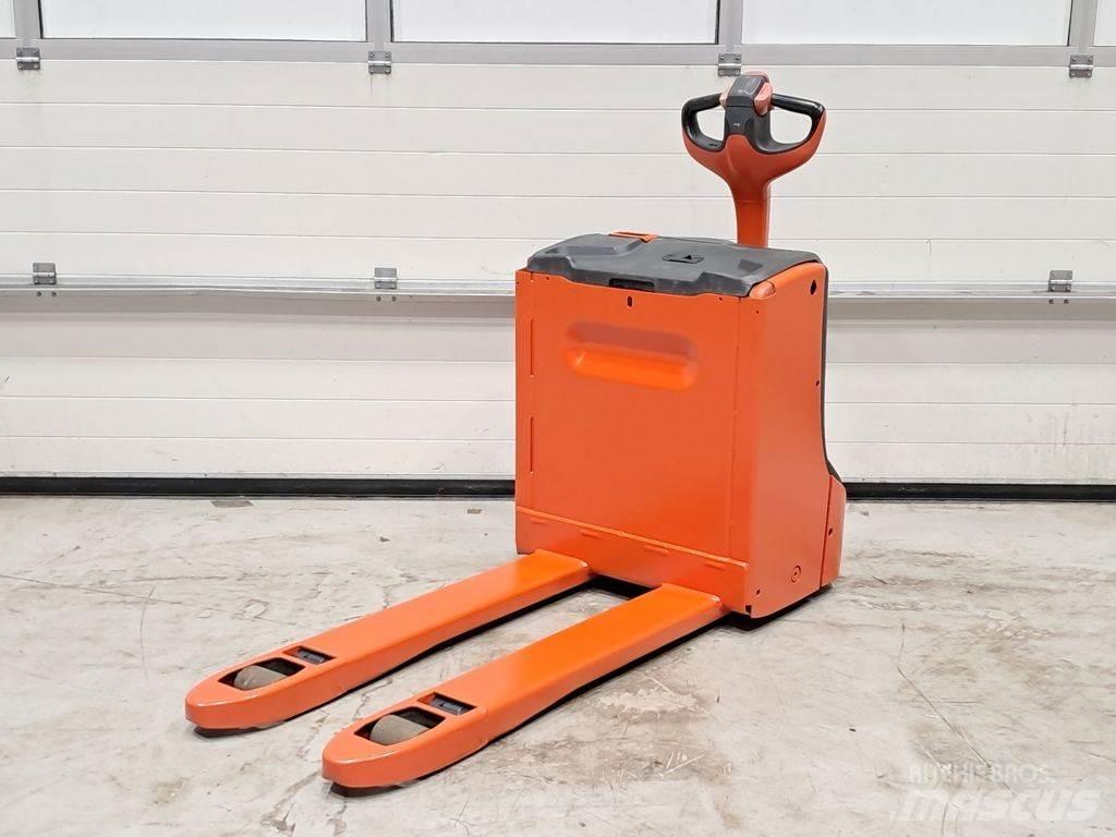 Linde T16 Porta palettes