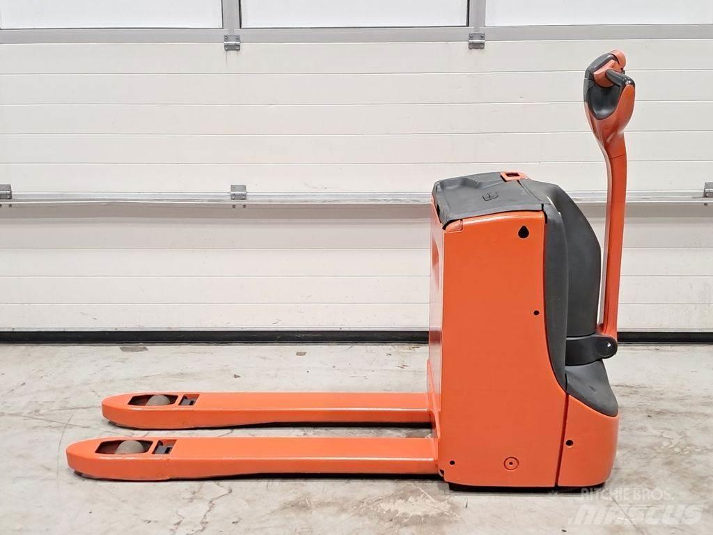 Linde T16 Porta palettes