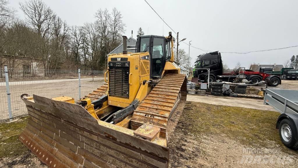 CAT D 6 N LGP Dozers - Tratores rastos