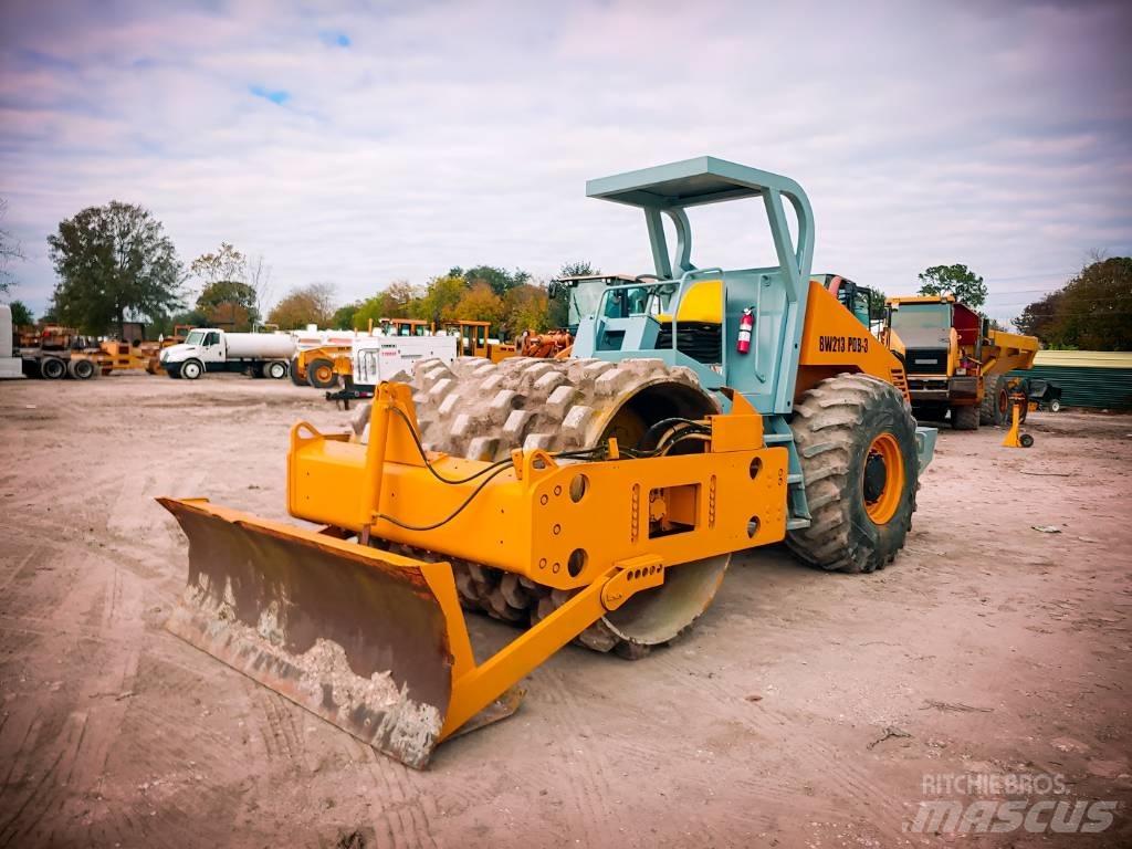 Bomag BW 213 P D B-3 Cilindros Compactadores monocilíndricos