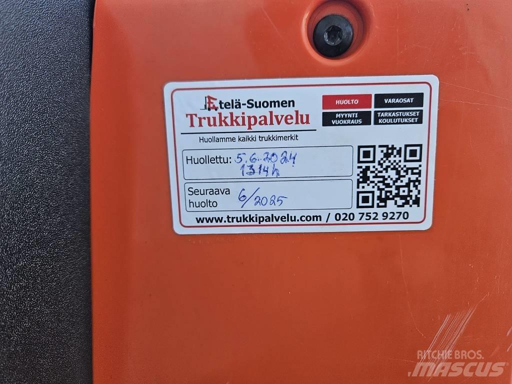 Toyota LWE 200 Porta-paletes com plataforma