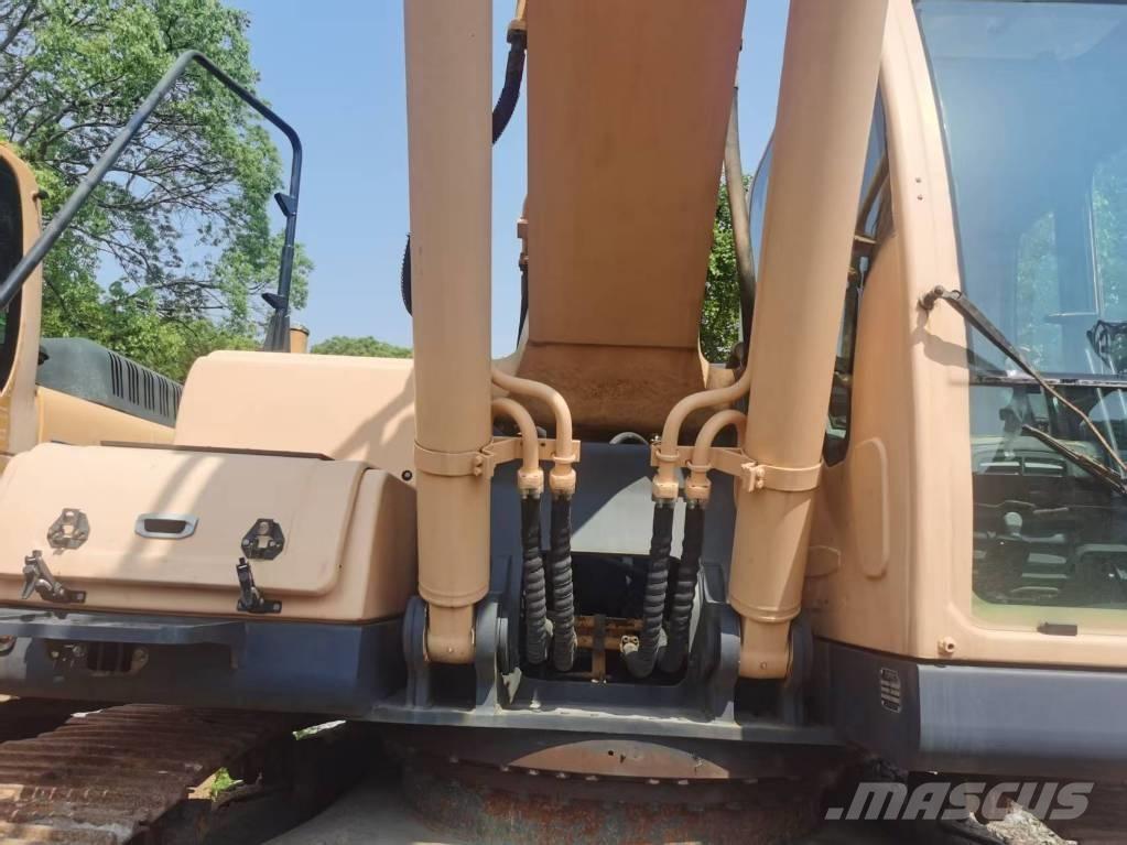 Hyundai R305LC-9T Escavadeiras de esteiras