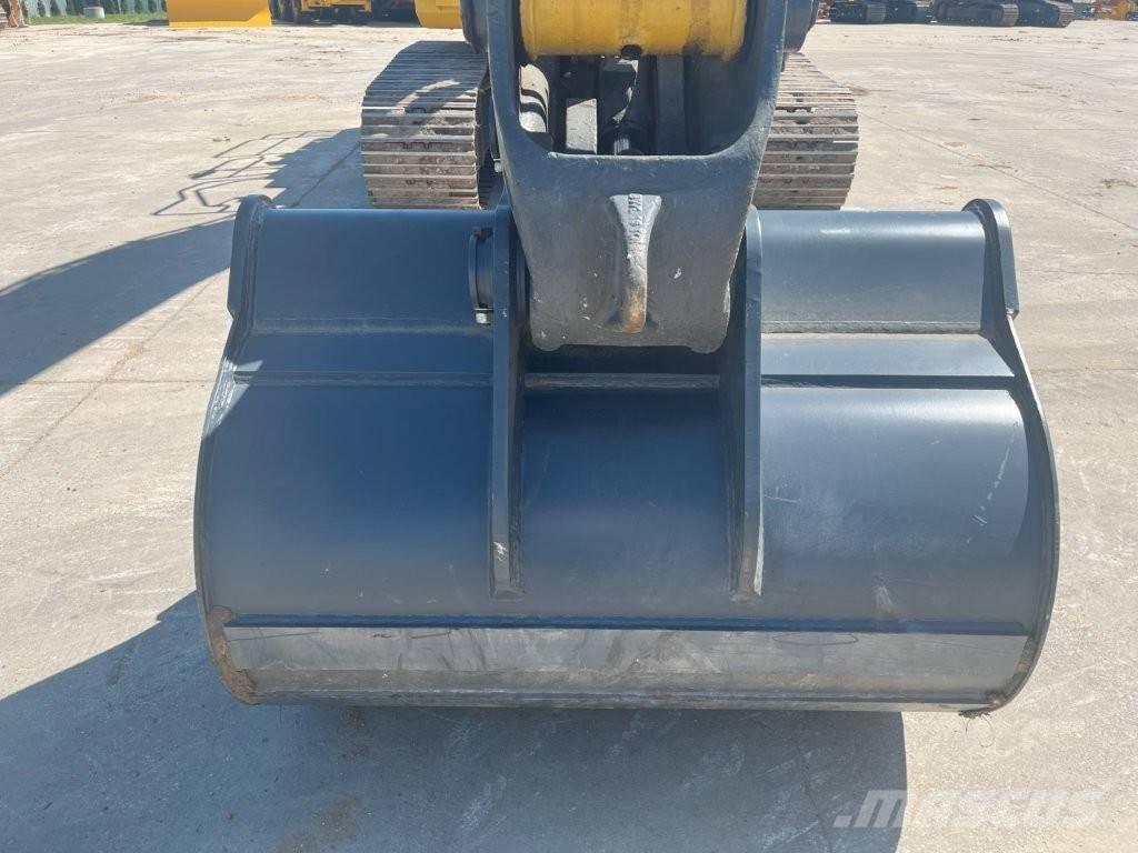 Komatsu PC 210 LC-11 Escavadeiras de esteiras